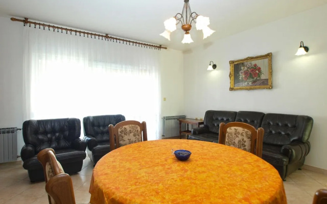 Apartment 1704