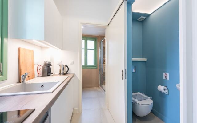 Androniki Neoclassical Apartments-Plaka