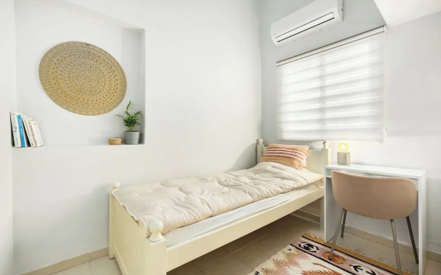 Florentin Stylish Stay by Sea N' Rent