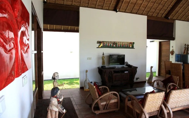 Villa Candi Kecil 1