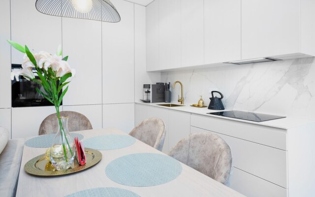 Apartment Szamocka Warsaw by Renters