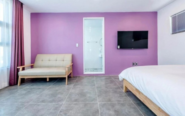 Seogwipo Moira Spa Pension