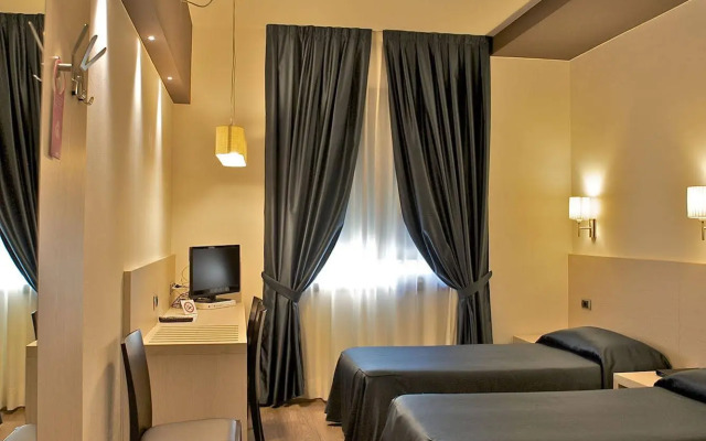 Sam Hotel