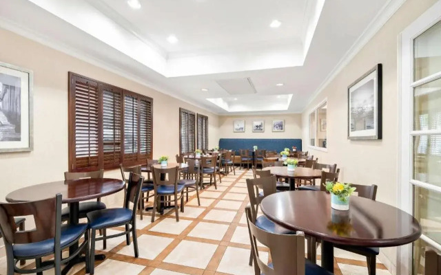 SureStay Hotel by Best Western Santa Monica