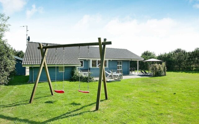 Delighful Holiday Home in Oksbøl With Sauna