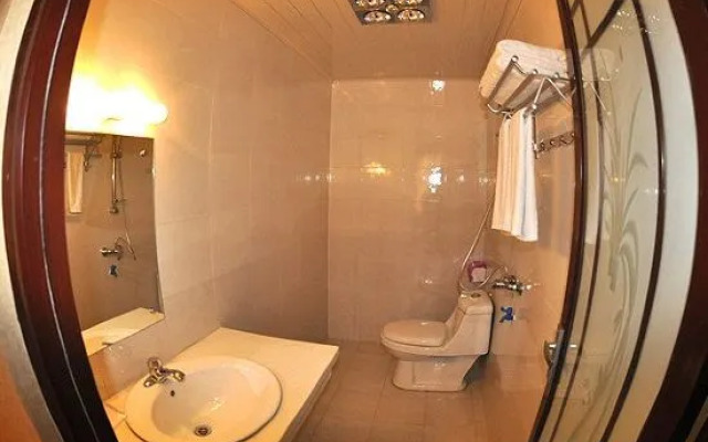 Chongqing Fangdi Business Hotel