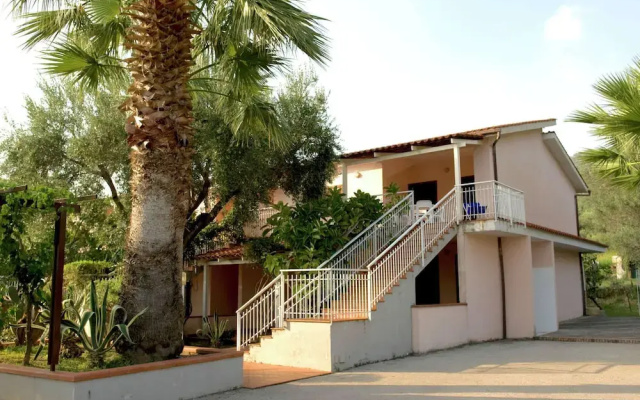 Belvilla by OYO Casa Blu