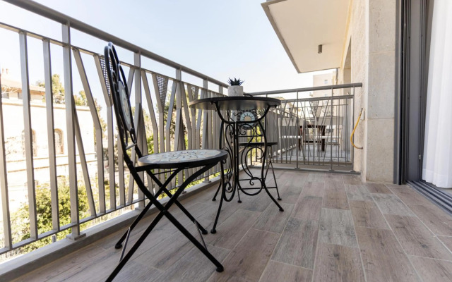 Gorgeous 1 bedroom apt Haneviim 46 Jerusalem