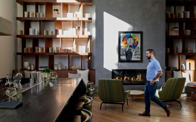 Kimpton Rowan Palm Springs Hotel by IHG