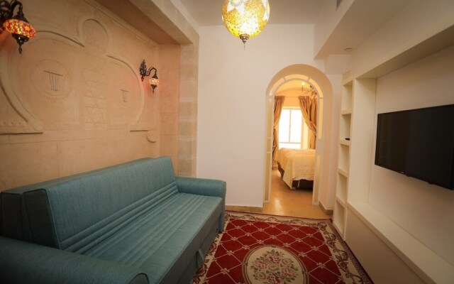 Western Wall Luxury House