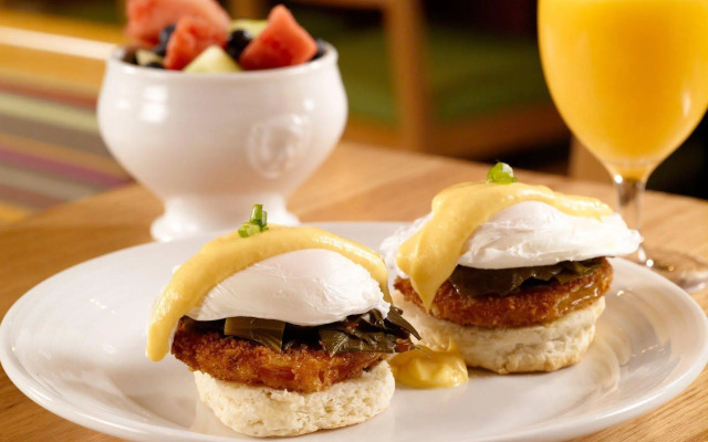 Crowne Plaza Charleston Airport - Conv Ctr by IHG