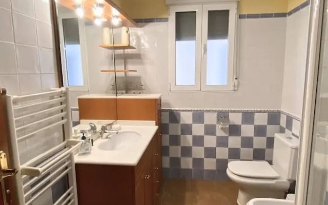 Room-orange Room Your Refuge of Tranqu