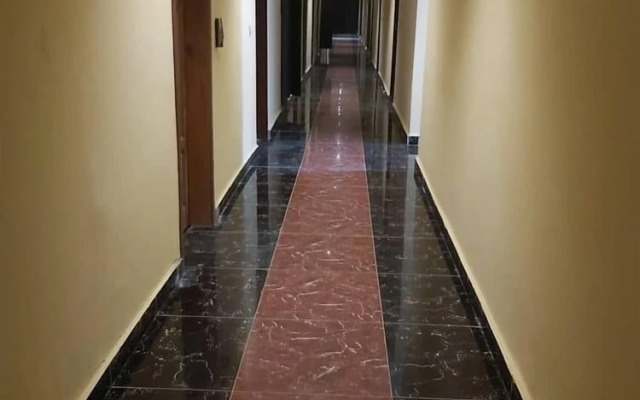 Goshen-Ra Hotel