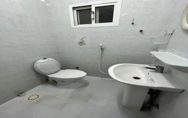 Super OYO 149 Bait Al Ghubaira Furnished Flat