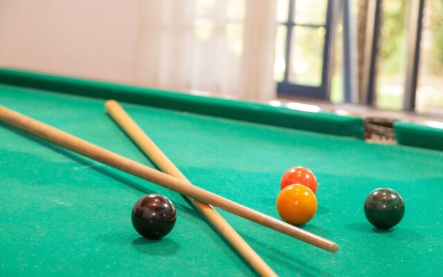 OBA 44 - Beach house in front of the sea - Caraguatatuba