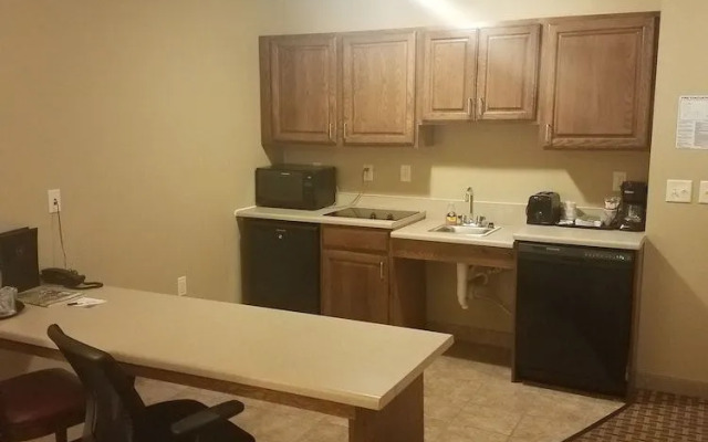 Grandstay Hotel And Suites Luverne