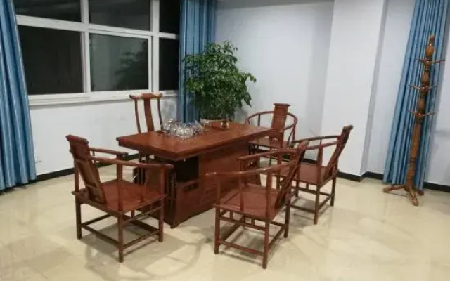 Pingshan Langyi Express Hotel