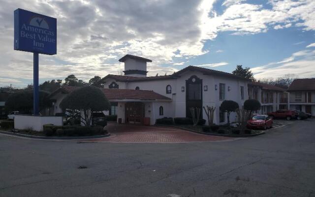 Budget Host Inn- Medical Center