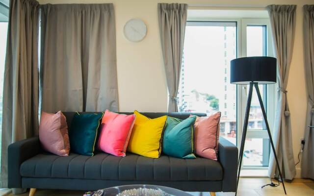 Immaculate 2-bed Apartment in London