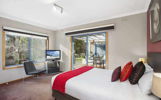 Cloverhill Hepburn Springs