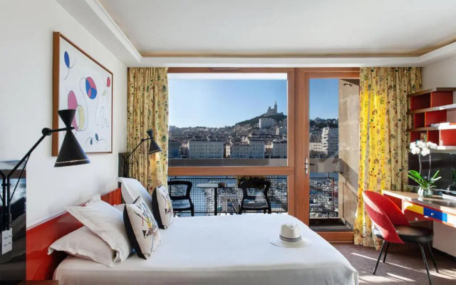 Hôtel la Résidence du Vieux Port