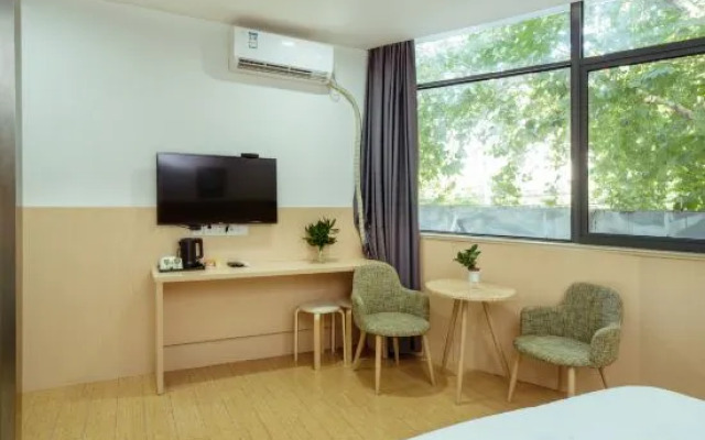 Youhai Hotel (Baoshan Wanda Branch)