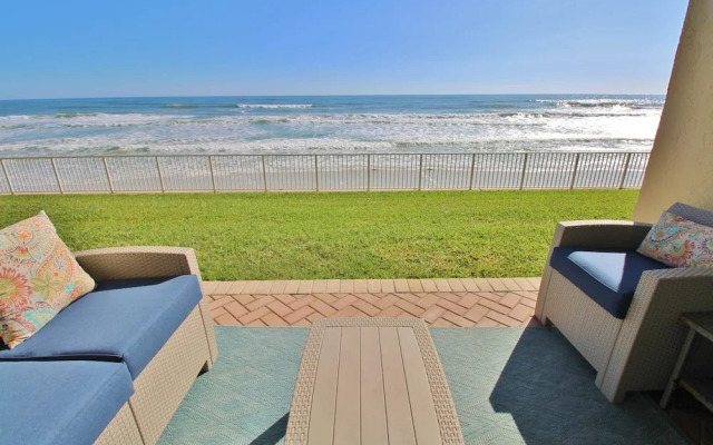 Sea Coast Gardens III 105