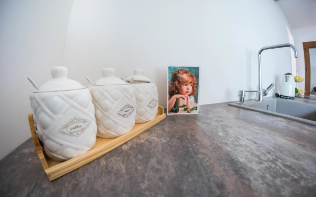 The Old House guest rooms and apartament