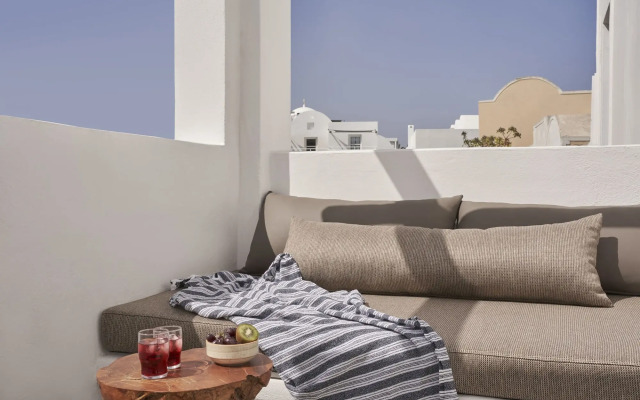 Loizos Apartments