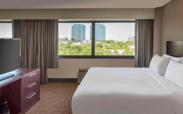 DoubleTree by Hilton Chicago Schaumburg