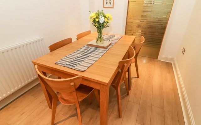 15 Tannery Lane