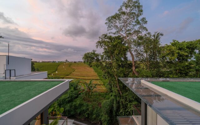 Villa Luna - 4BR in Pererenan