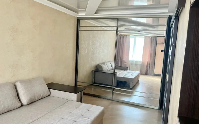 Квартира на Акимова 25а