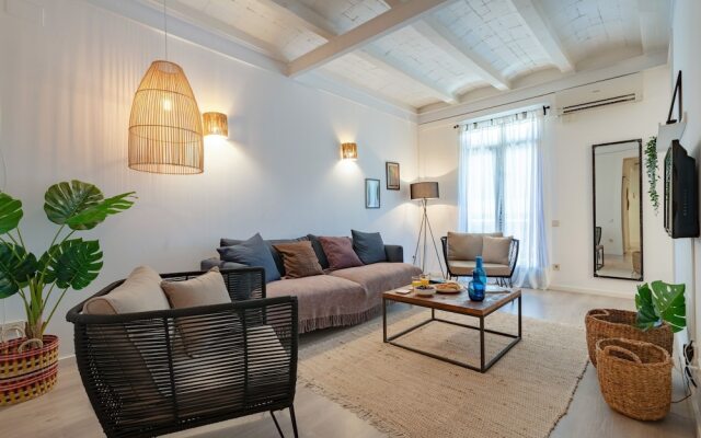 Habitat Apartments Pl. España Balconies