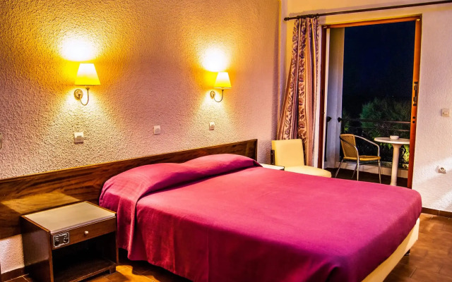 Iliessa Beach Hotel