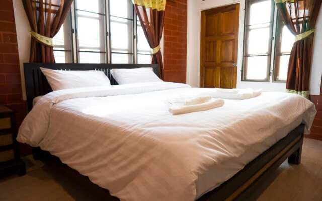 Royale Suites And Apartments By OYO Rooms