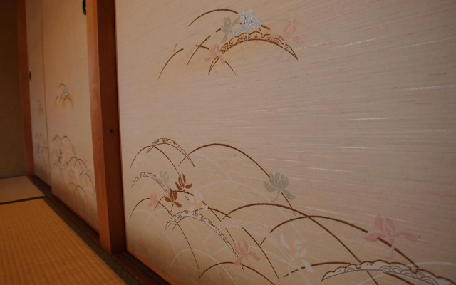 Yuzan apartment Sanjo