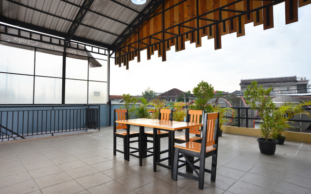 OYO 745 Griya Jasmine Syariah