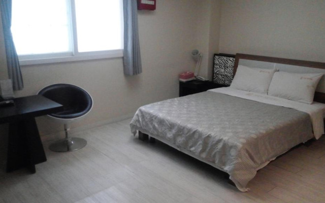 Geoje Win Hotel