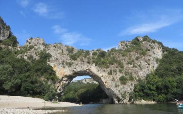 Camping la Rouviere les Pins