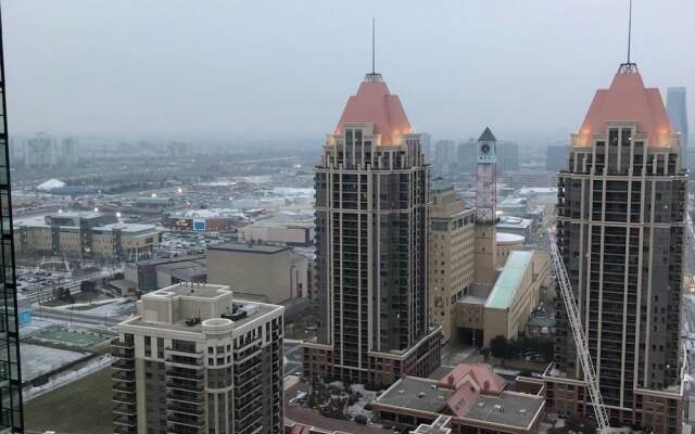 Galaxy Suites Square One Unit 3201