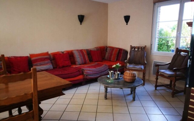 House With 4 Bedrooms in Jumel, With Furnished Garden and Wifi - 80 km