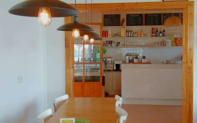 Taihu Baopu Fish Inn