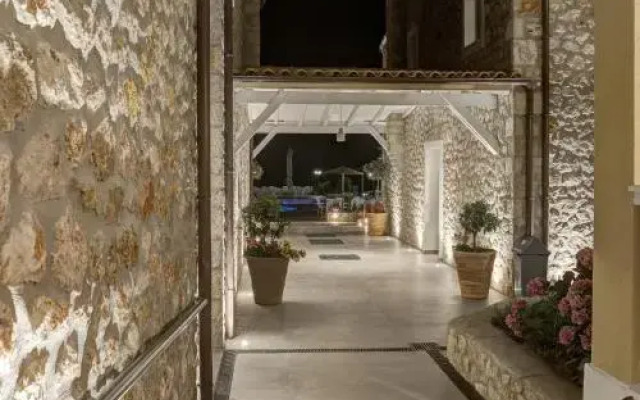 Anemolia Parga Suites