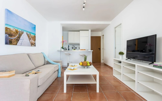 Y13C. Super view Las Americas