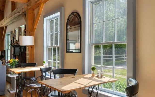 Inn at Silver Maple Farm