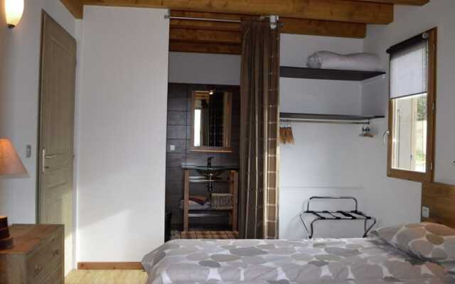 New House With Infrared Sauna and Stunning Mountain Views