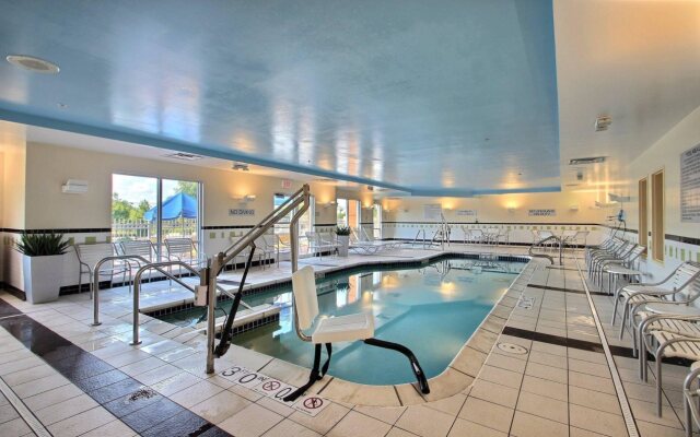 Fairfield Inn & Suites by Marriott Milwaukee Airport