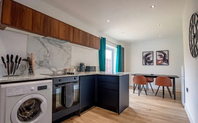 Host Stay Carlisle Road House