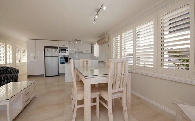 Dolphin Watch, 2/74 Magnus Street